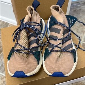 Adidas Originals Arkyn Boost (Ash Pearl/Grey/Noble Indigo) Women's Shoes